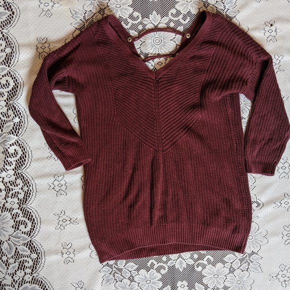 Dynamite Maroon 3/4 Length Sweater w/ Back Detail - Picture 1 of 6
